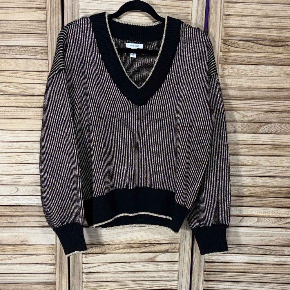 Nine West Black and Cream V-Neck Sweater Size L